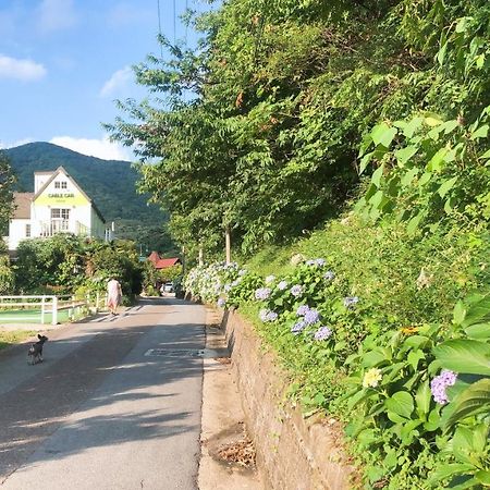 Geoje Cablecar Pension Exterior foto